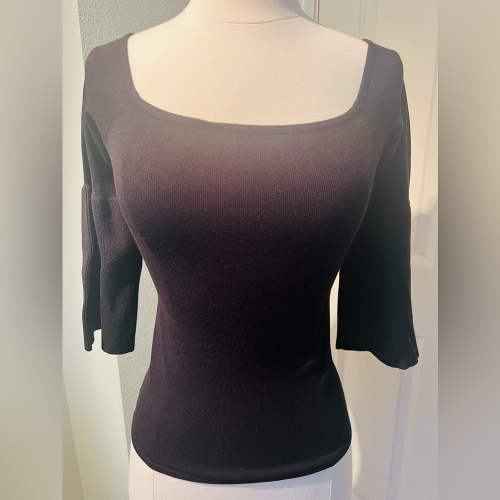 Guess top